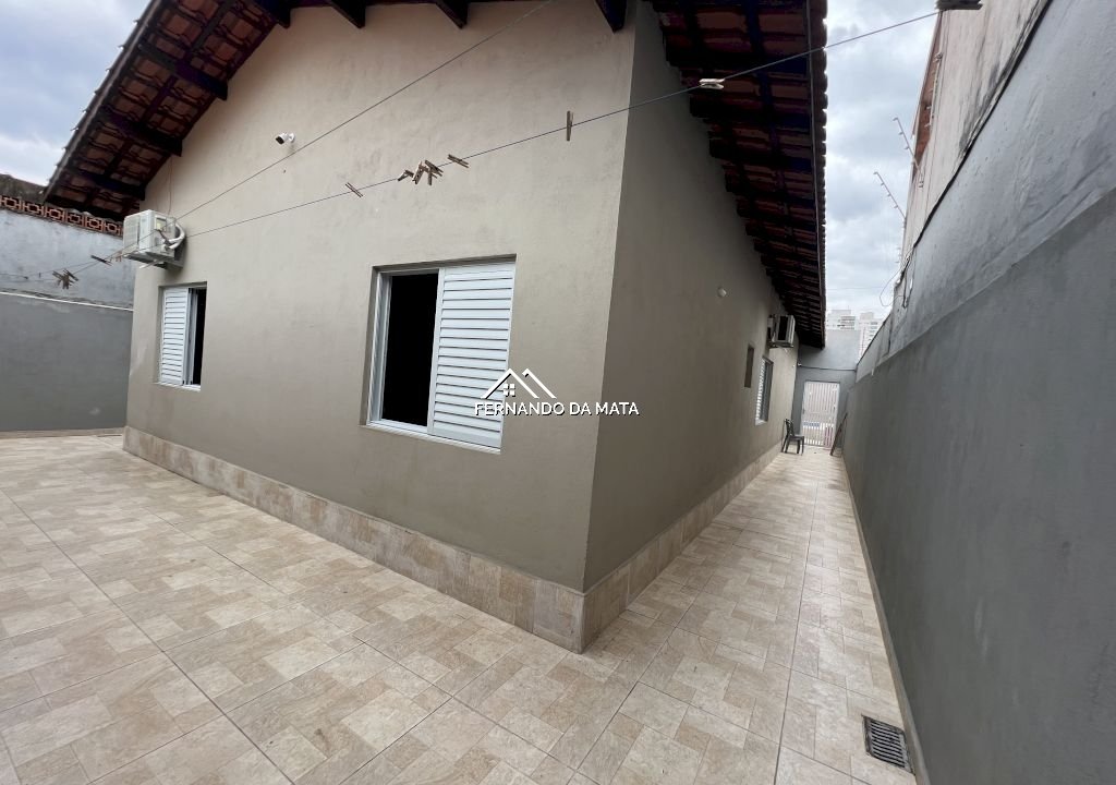 Imagem imóvel Casa em Mongaguá com 4 dormitórios