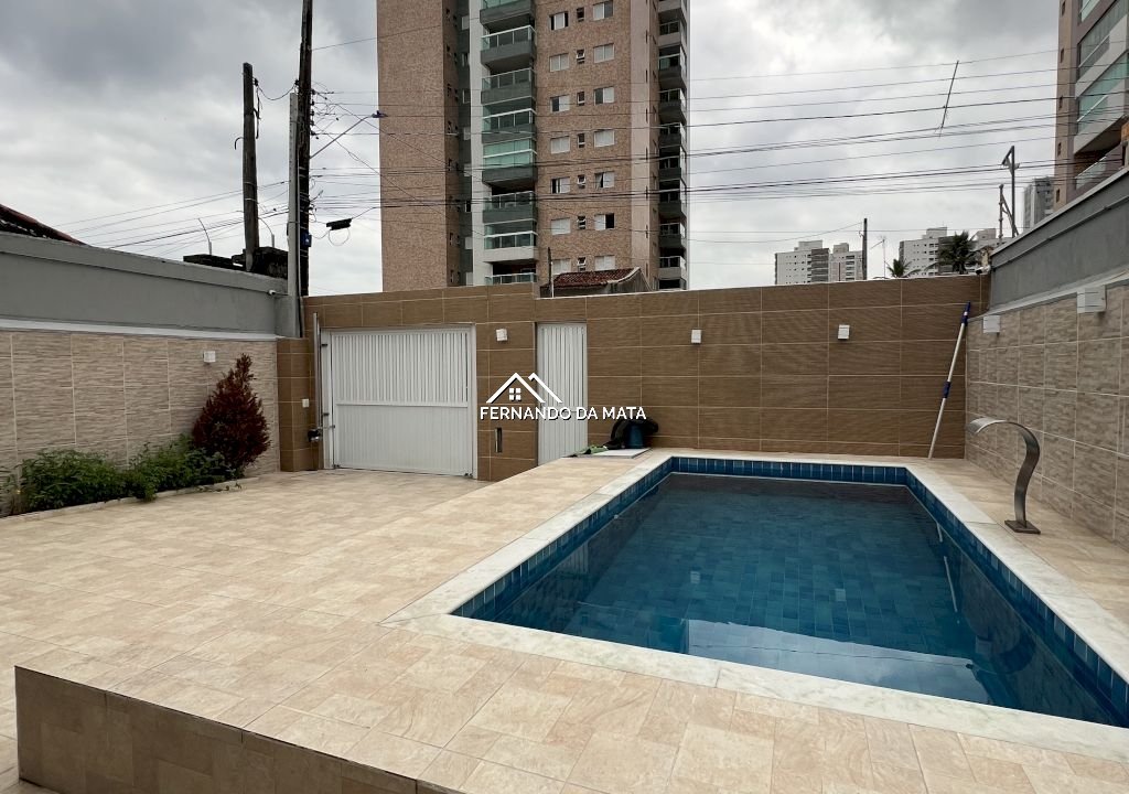 Imagem imóvel Casa em Mongaguá com 4 dormitórios